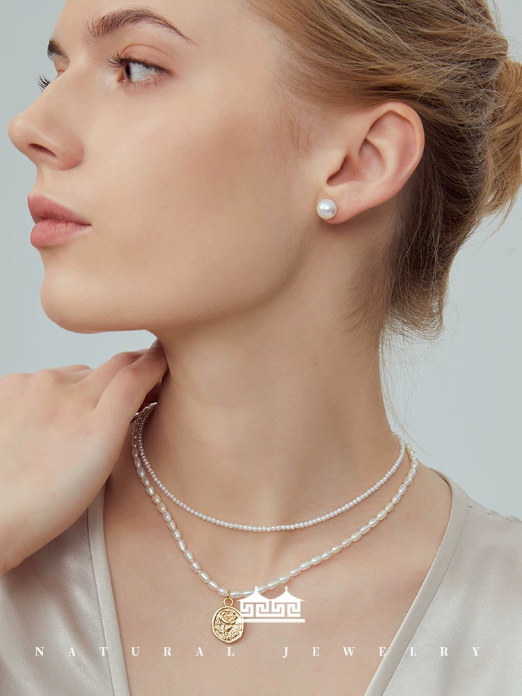 O1CN01Sd9yQ72FOVz8TBOla_3085518870-1.webp 【胡可推荐】红桥珍珠 星幕系列天然淡水AK珍珠耳钉S925银